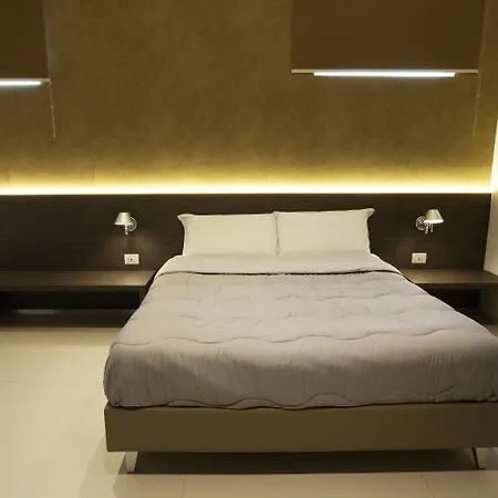 New Bari Отель Битритто