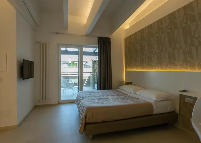 New Bari فندق 3*