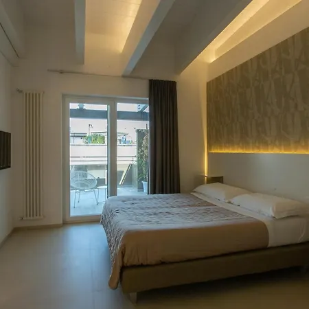 New Bari Hotell 3*